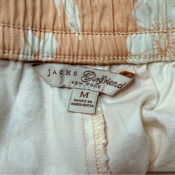 JACHS Girlfriend Floral Peach Women's Chino Shorts - Picture 5 of 9